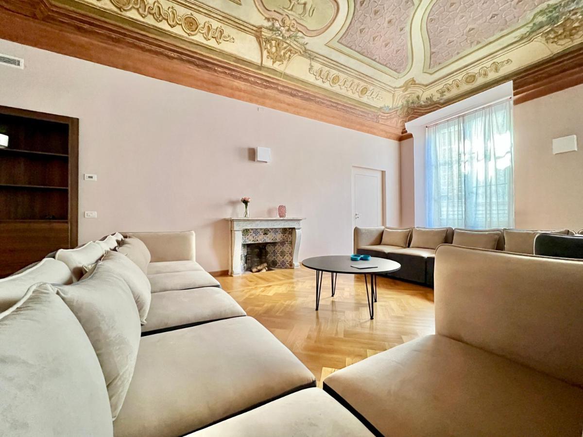 The Seven Suites Cenova Dış mekan fotoğraf