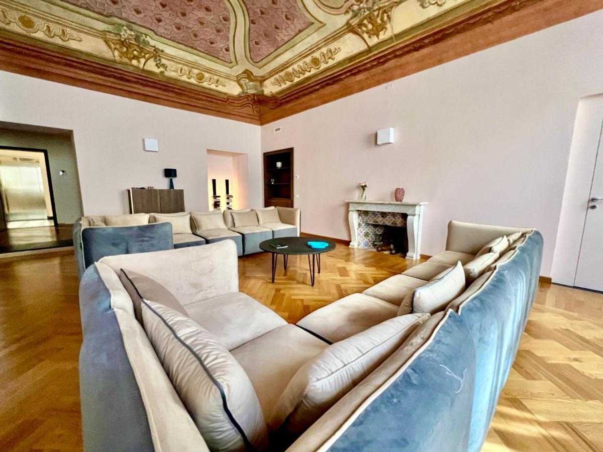 The Seven Suites Cenova Dış mekan fotoğraf